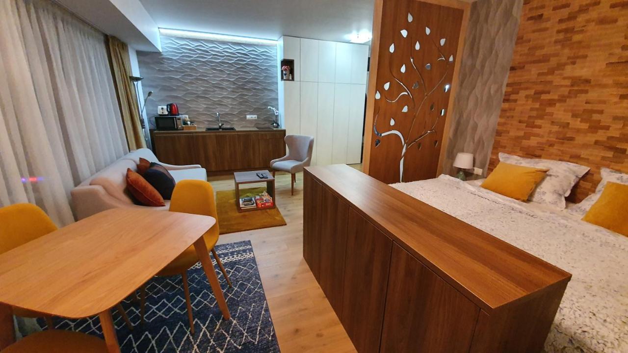 Rodinny Privatny Apartman A309 V Uplnom Centre Stareho Smokovca - Ticha Izba S Parkovanim Vysoké Tatry المظهر الخارجي الصورة